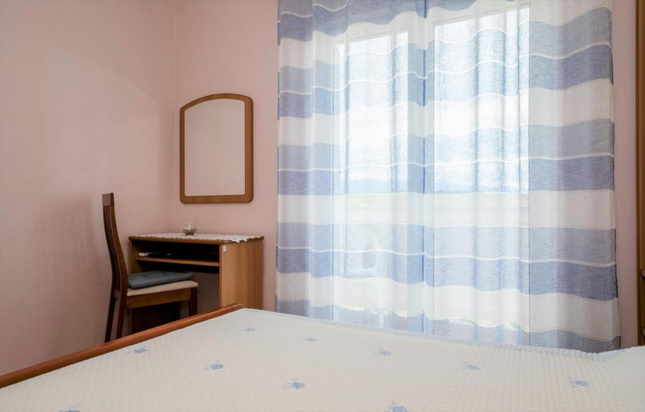 App&Rooms Anica Kampor Luaran gambar