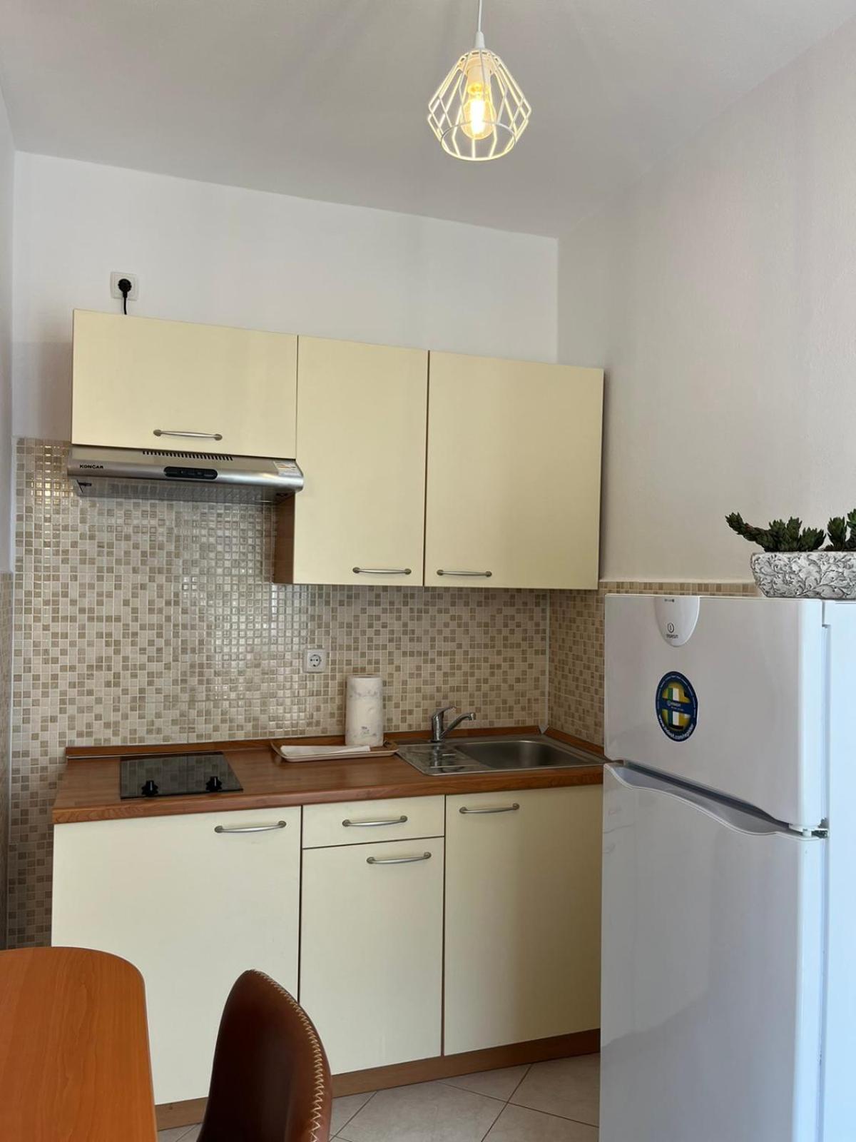 App&Rooms Anica Kampor Luaran gambar