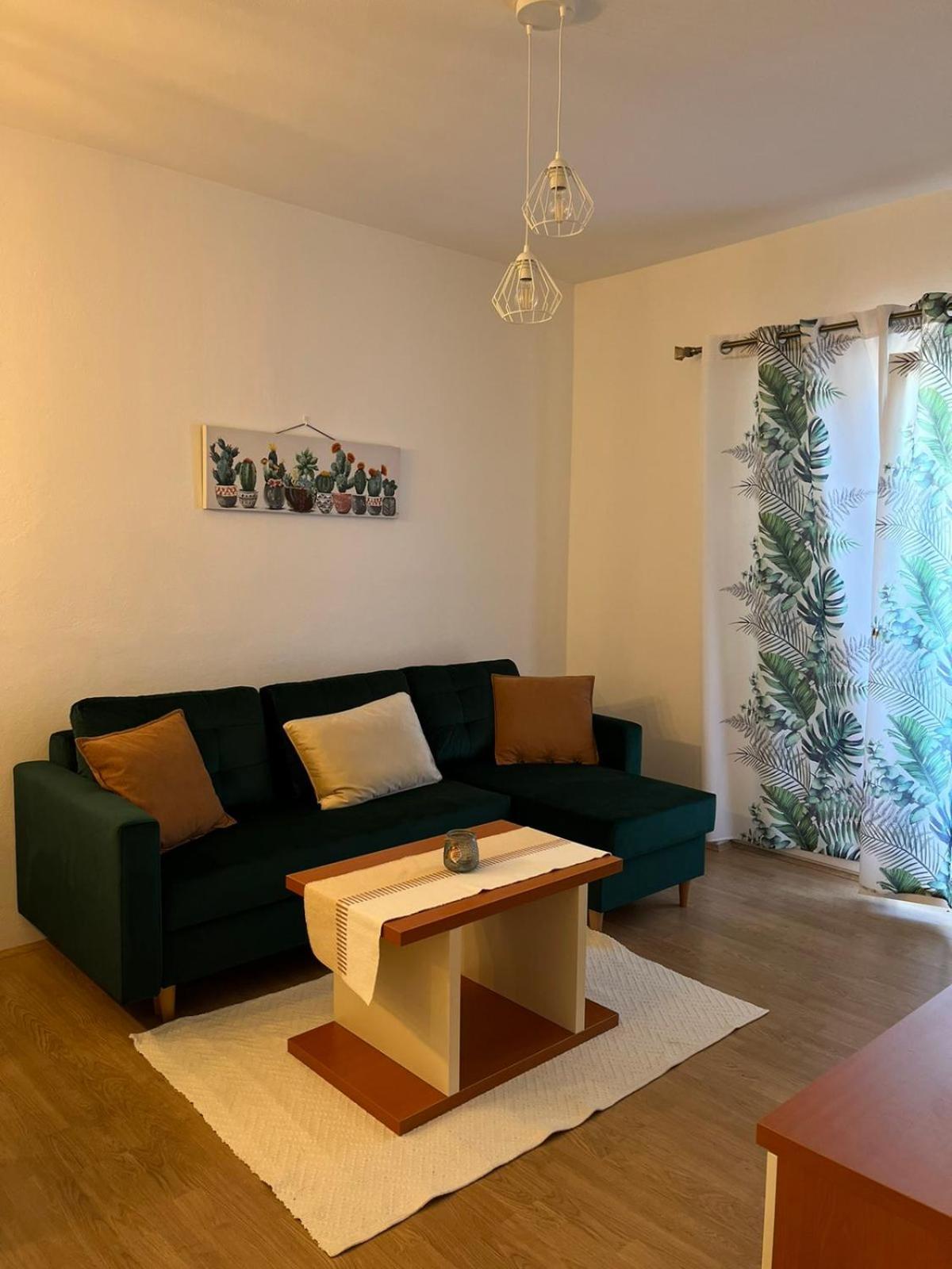 App&Rooms Anica Kampor Luaran gambar